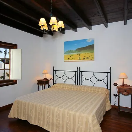 Finca La Crucita Lanzarote By Pvl Villa