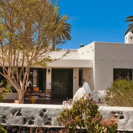 Villa Finca La Crucita Lanzarote By Pvl Haría