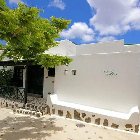 Villa Finca La Crucita Lanzarote By Pvl